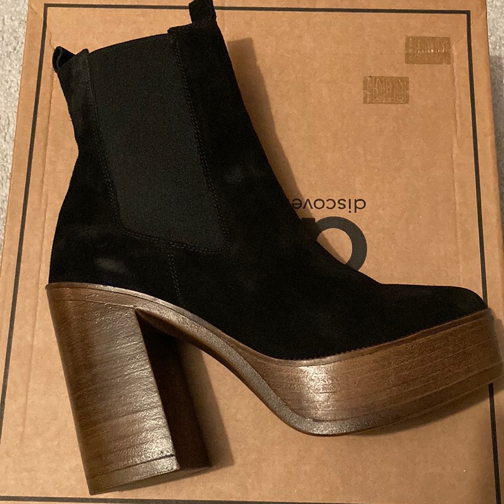Black Velvet Platform Booties